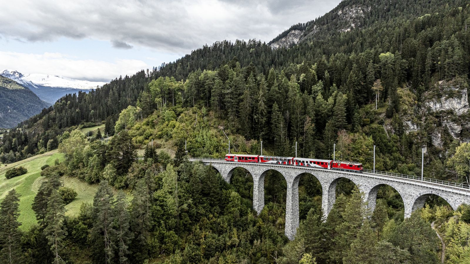 Viaduct Shuttle on the Schmittentobel Viaduct