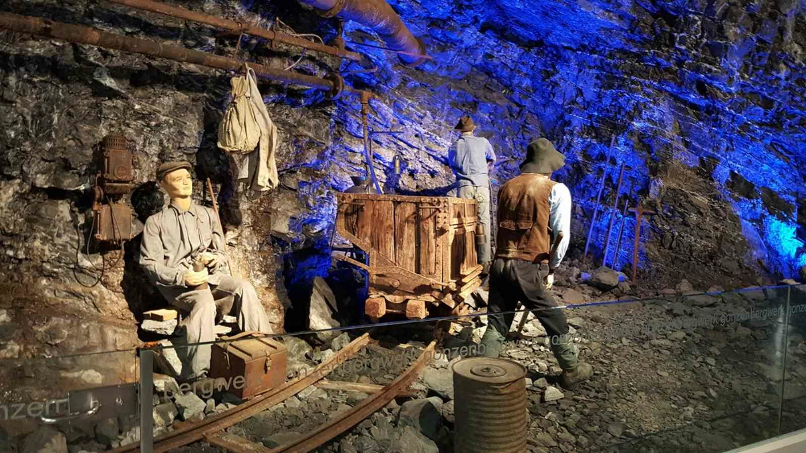 Time travel through the Eien mine