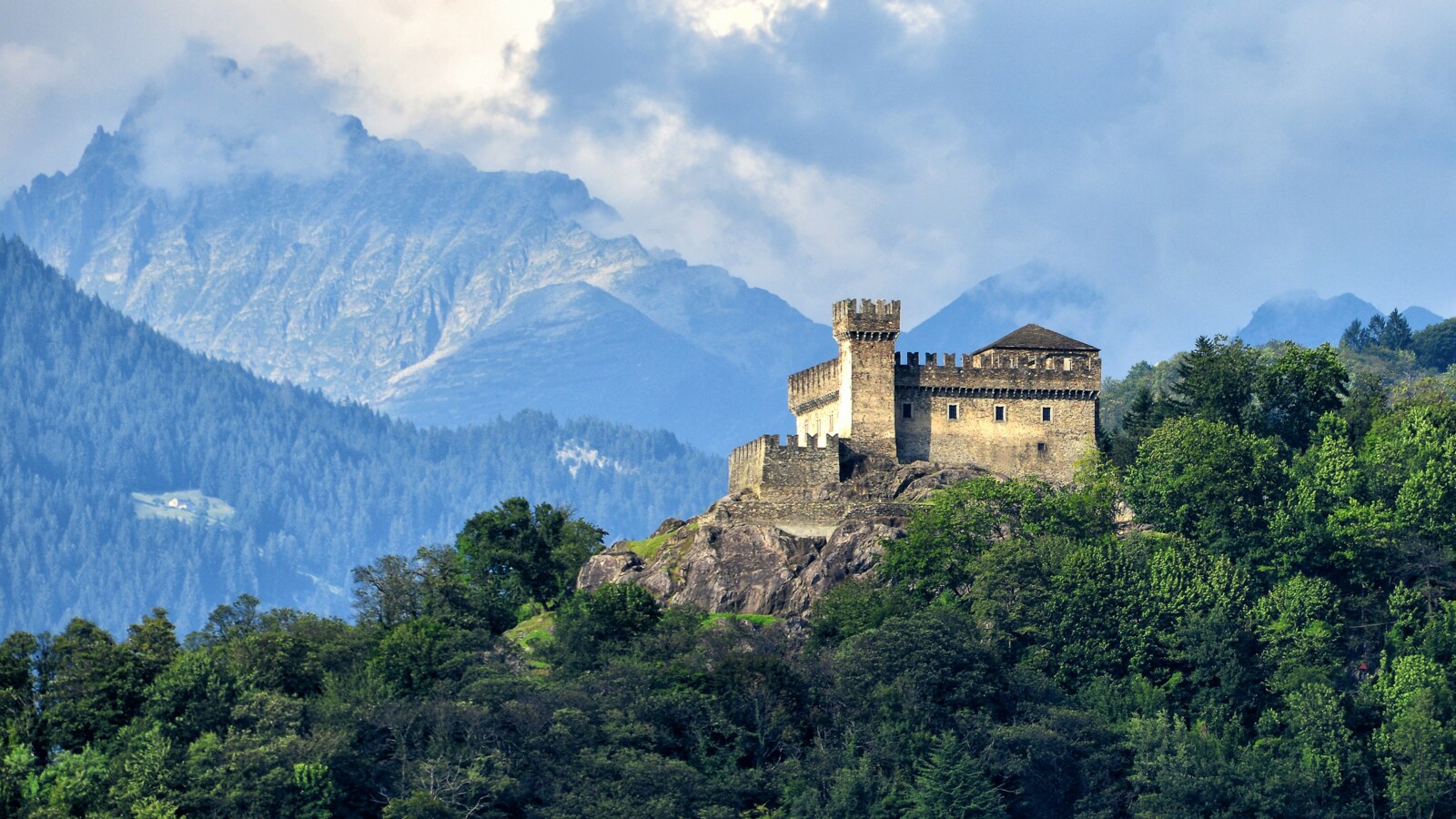 Festung von Bellinzona - Castello di Sasso Corbaro