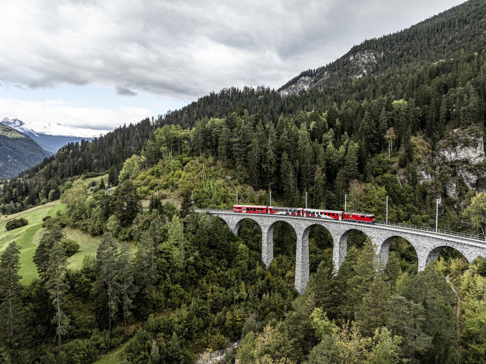 Viaduct Shuttle on the Schmittentobel Viaduct