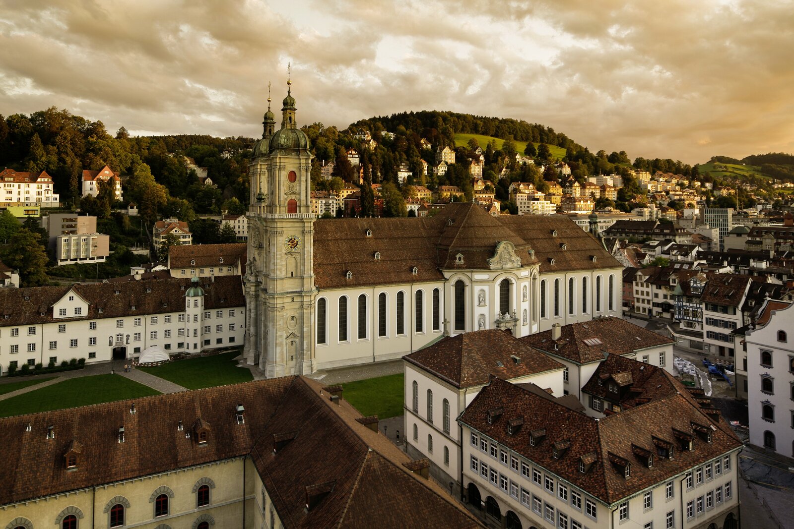 Stiftsbezirk mit Kathedrale