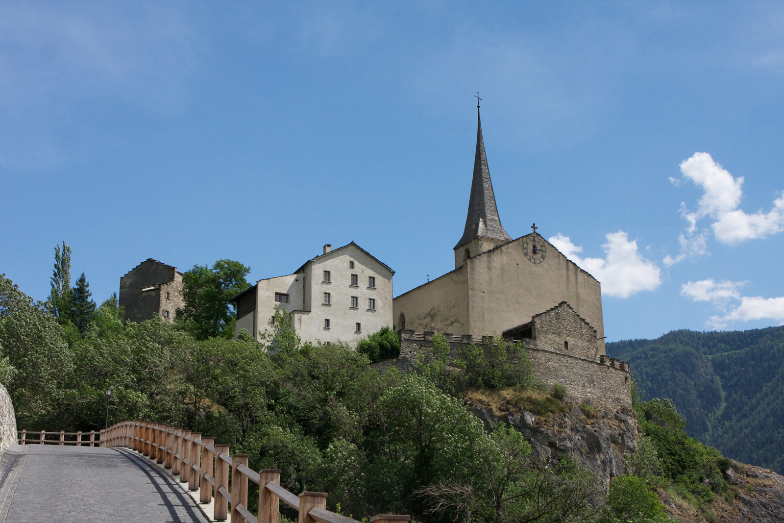 Burgkirche Raron